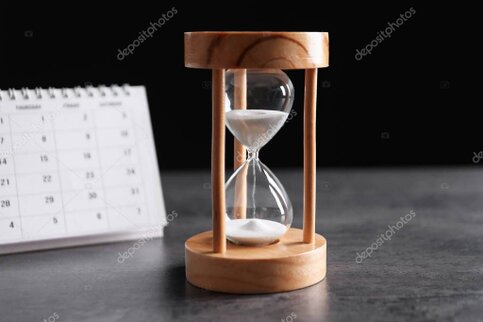 Orologio e calendario a simboleggiare i tempi di attesa
